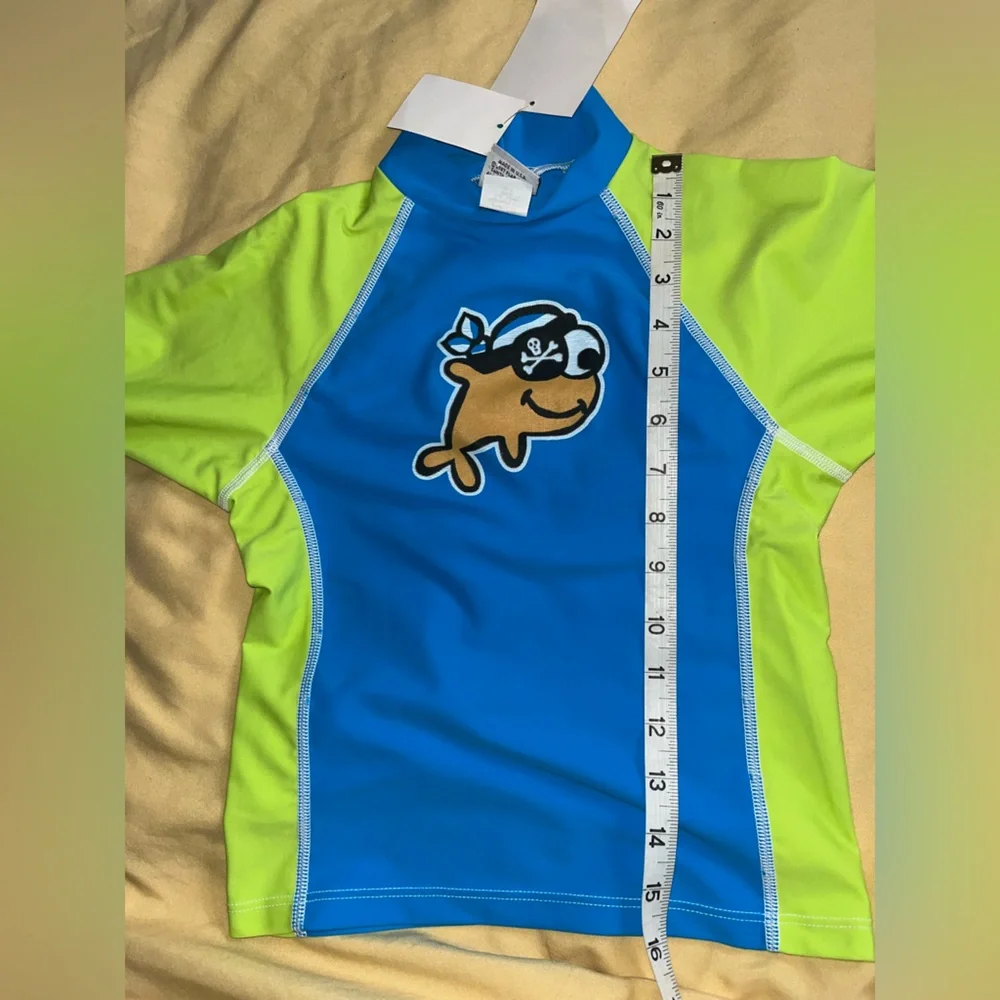 Flap Happy Kids UV 50 NWT Pirate Fish Graphic Rash Guard Swim Top Size 5